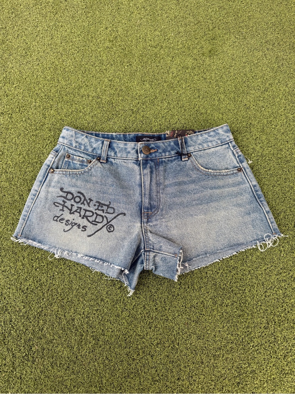 DON ED HARDY BIKER GOTH EMO PUNK ROCK HARD TO FIND TRENDY STYLISH JEAN SHORTS